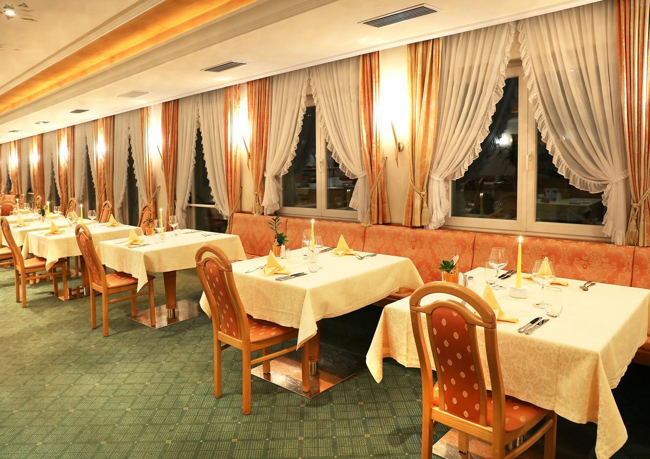 Hotel Maria Theresia ซีลันโดร ภายนอก รูปภาพ