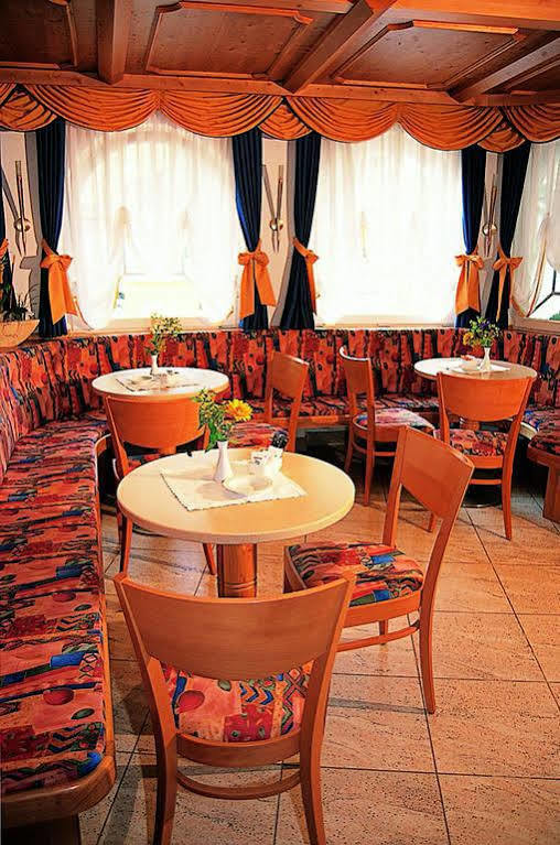 Hotel Maria Theresia ซีลันโดร ภายนอก รูปภาพ