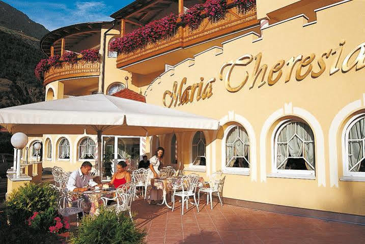 Hotel Maria Theresia ซีลันโดร ภายนอก รูปภาพ